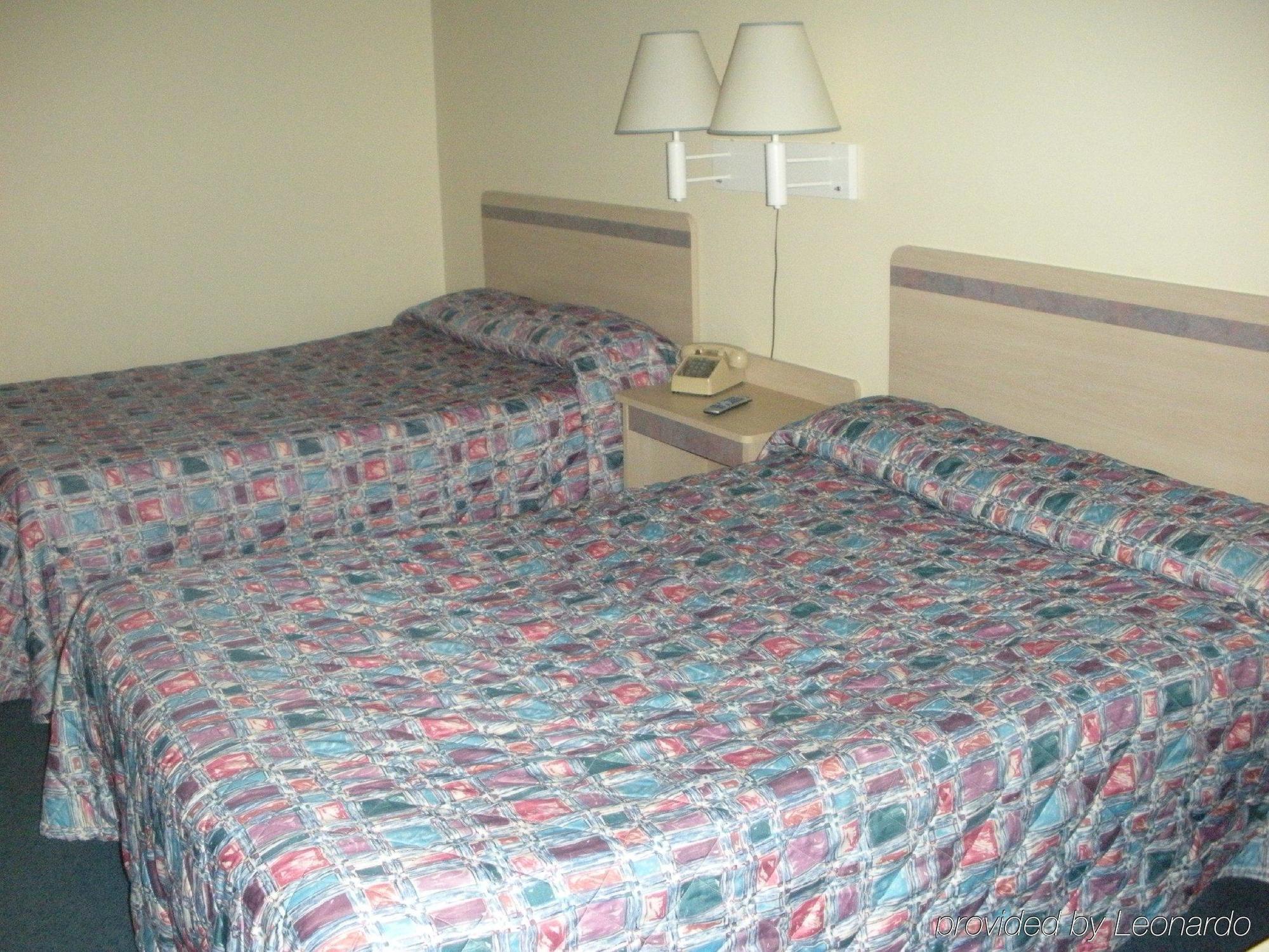 Regency Inn And Conference Center Clinton 客房 照片
